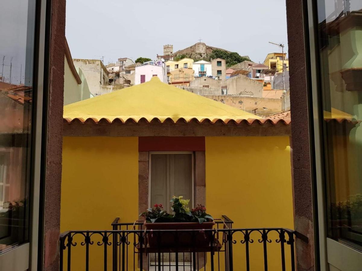 Appartamento Vacanze Le Rose Bosa Buitenkant foto